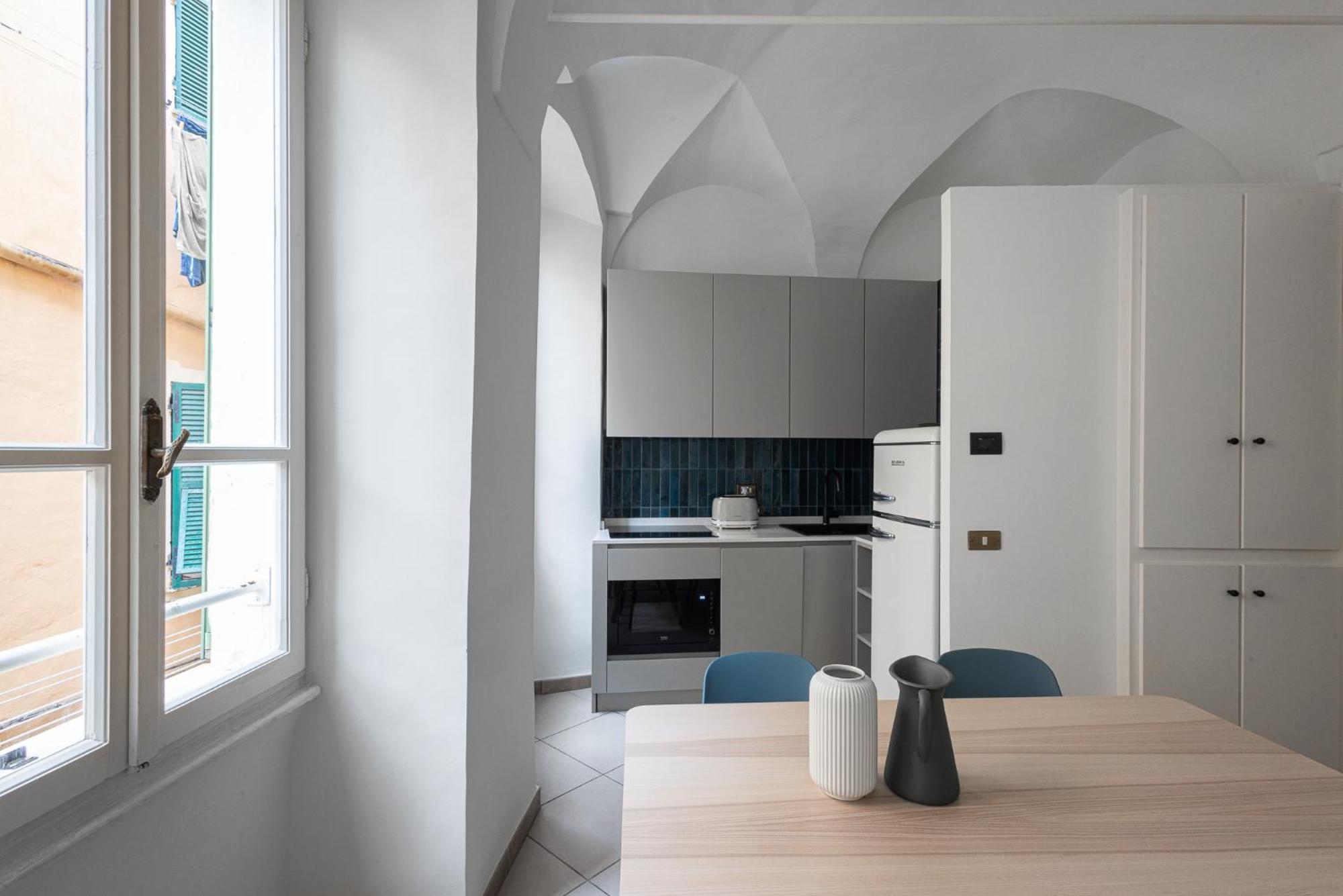 Bordiland 1 Apartment Bordighera Bagian luar foto